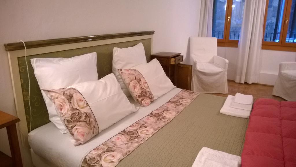 In Venice Back To San Marco Tourist Apartment Стая снимка